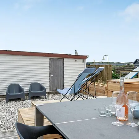 Bernice - 150m From The Sea By Interhome